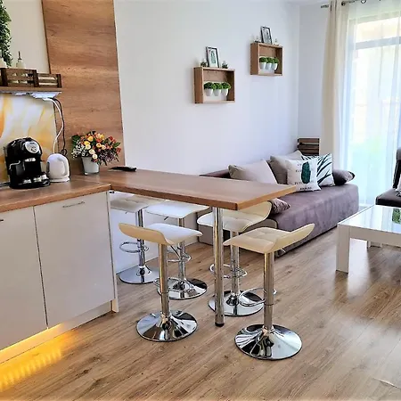Little Treasure By The Sea Apartment *